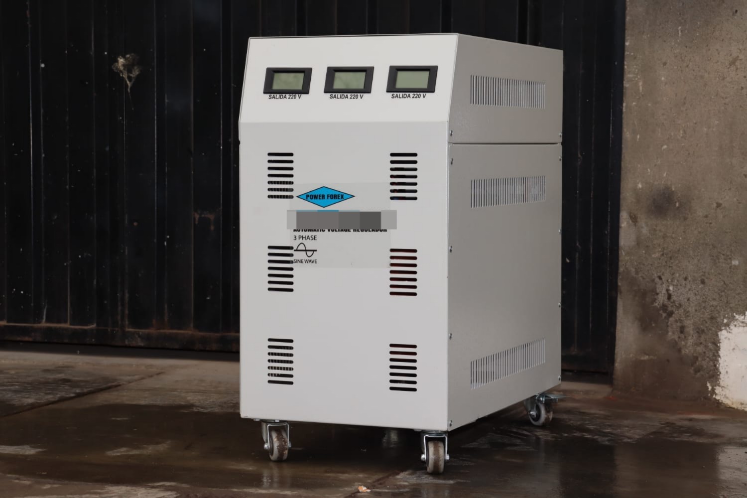 ESTABILIZADOR CON TRANSFORMADOR DE AISLAMIENTO TRIFASICO 15KVA, 220V AC (3 DIAS DE FABRICACION)
