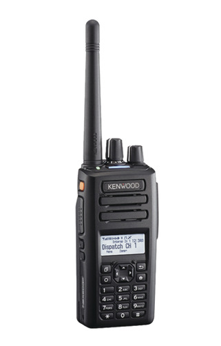 Radio Portatil Analogico / Digital con Pantalla y Teclado completo VHF 136-174 Mhz 5W 512 CH Marca: KENWOOD, Incluye, Cargador, Bateria, Clip sujetador, Licencia