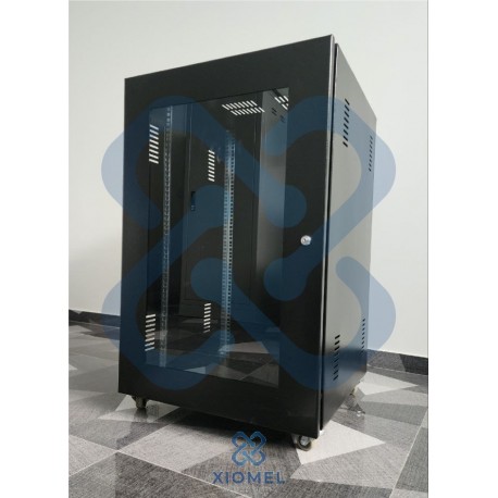 Gabinete de Piso 18RU 0.90 mts altura 4 ruedas acero laminado