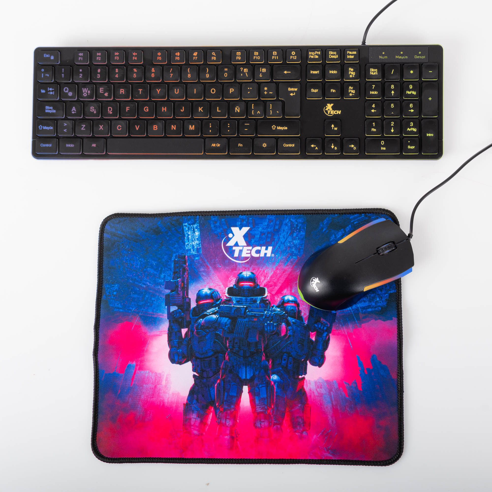Xtech - Keyboard, mouse and mouse pad - Wired