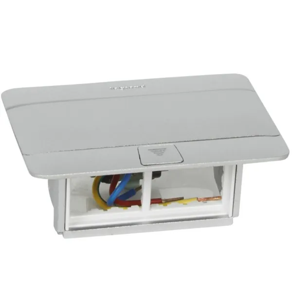 CAJA POP-UP PARA 4 MÓD. MOSAIC. ALUMINIO MATE. NECESITA: LE-054001 LEGRAND - CE010135 - ACCESORIOS