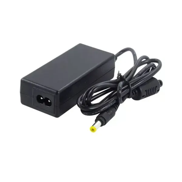 FUENTE DE ALIMENTACION ZKTECO DE 12V 5AMP - EI030039 - FUENTES DE PODER
